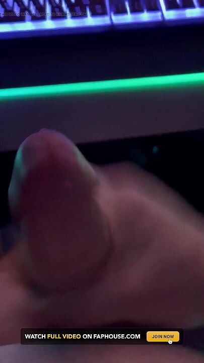 Quick Cum Time While Jerking off