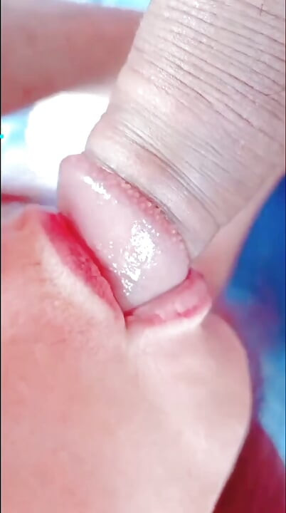 Attractive whore Sabrinahole he got hungry and eat a delicious and juicy dick