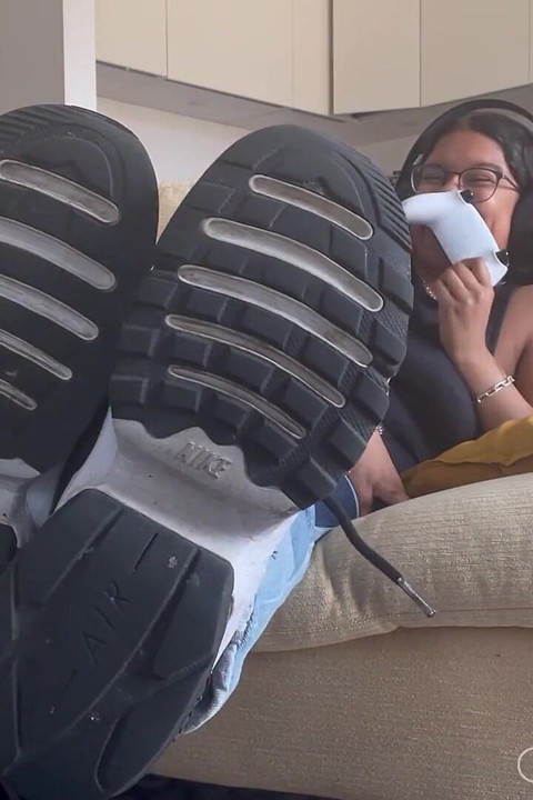 If I Win You'll Have to Lick My Dirty Trainers