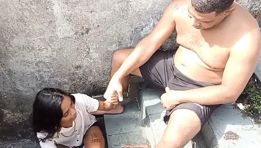 Meniduri putri tiri saya di tangga