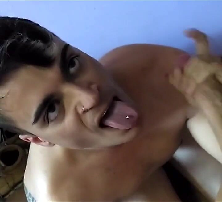 My First Time Sucking a Guy