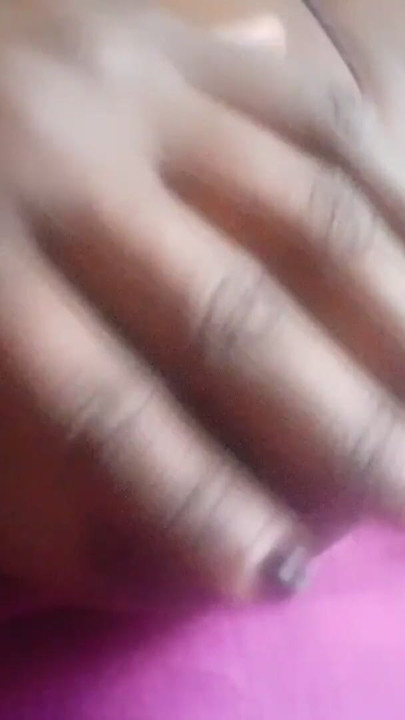 KENYAN FEMALE SOLO TEASINGBHER CHUBBY BIG NATURAL TITS | Clip 2