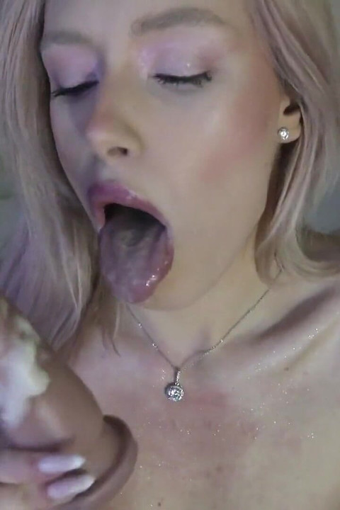 Amateur Hot Girl Fuck Toy