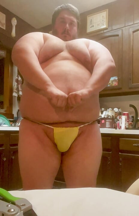 Gargantuan Obese Muscle Chub Slowly Flexing His Beefy Body