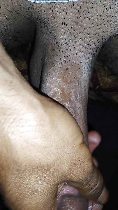 Mi polla necesita coños
