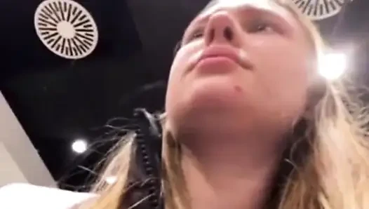 Extreme show in the changing room with jucielussie