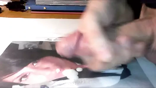 Danallovebigcocks için haraç