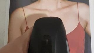 Lauren Cohan zestaw głośnomówiący i pompa do penisa po raz pierwszy