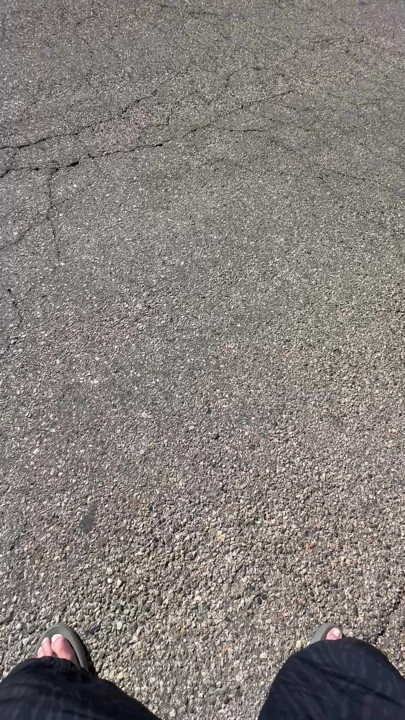 Cumming in the road