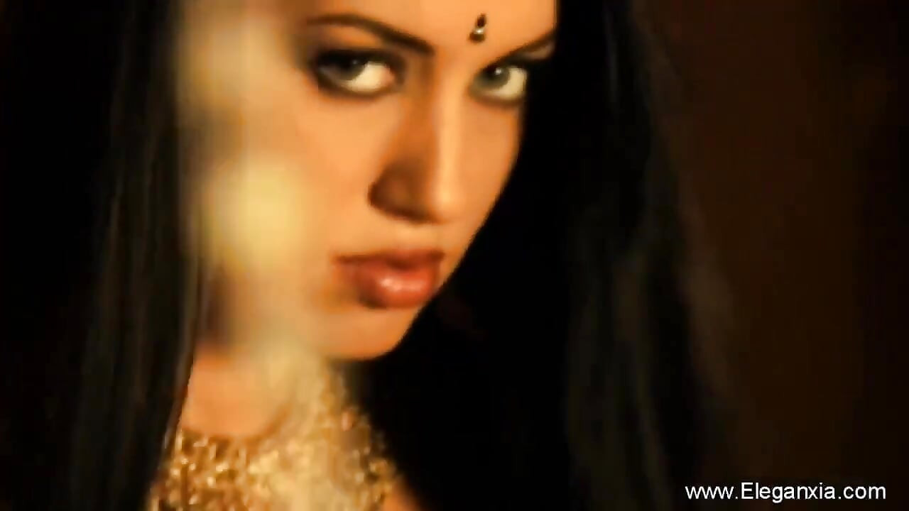 Close up action with Indian stripper