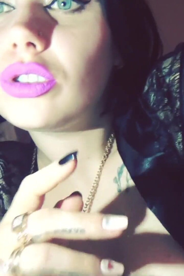 Purple kisses and licks