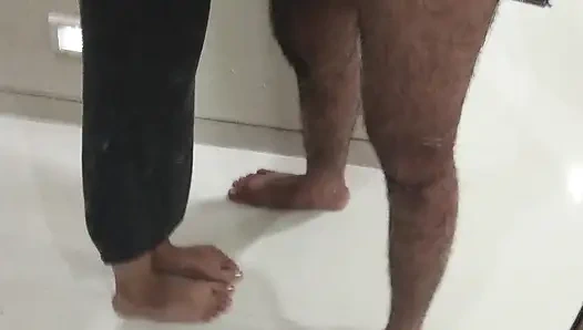 Chef und sekretärin. Alt und jung. Chef fickte junge sekretärin und kam zweimal. Handjob, schwanz. Masturbation