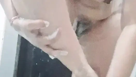 Desi indisches mädchen 20 jahre altes badezimmervideo riya desi heiße inderin