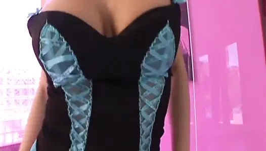 Schöne blondine liebt in der muschi