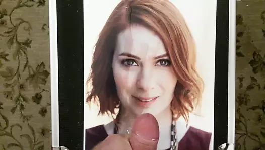 Dürüst felicia gün haraç 1