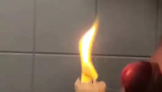 Bir mum dışarı cumming