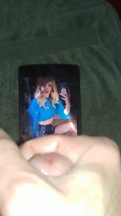 Chiara cumtribute