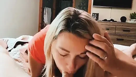 Rekaman seks istri hot terkenal lagi asik suaminya