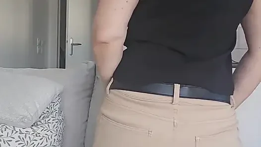 Hallo, Mein Liebling, Mit Dieser Hitze Bin Ich Ganz Nass, Du Kommst, Um Mich Zu Ficken.