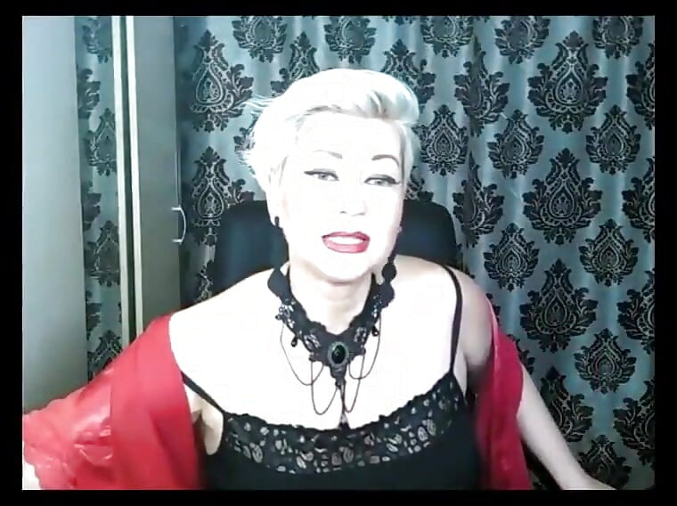 Nowy dzień pracy dla chłodnej dojrzałej suki z Rosji .!. )) (aimee Hot MILF, Aka Aimeeparadise)