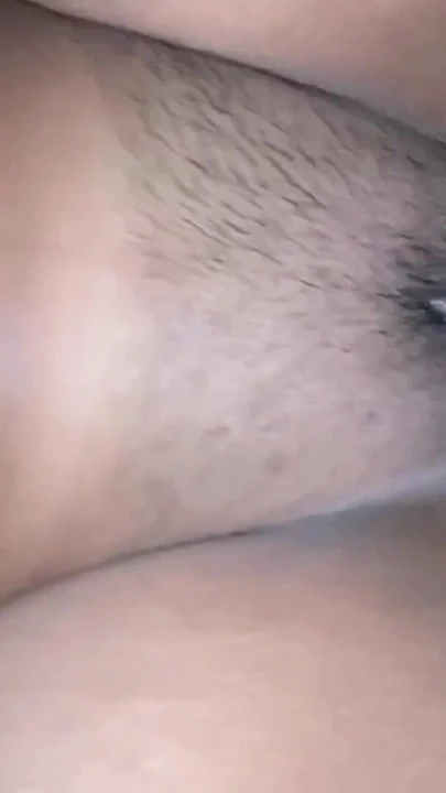 "Mi hermanastro me folló duro que mi novio"