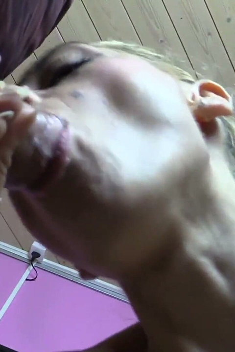 Elmas 28 - Blowjob Movie No. 03 - Blowjob with Cum on Chair