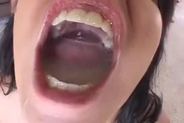 Taryn Thomas drinks cum