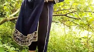 Desi outdoor sex