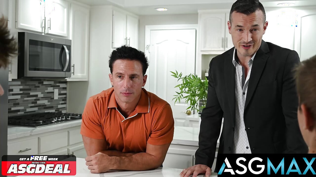 PRIDE STUDIOS - Reese Rideout Stepdad Fucks Jacob King Bareback