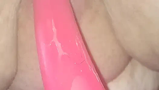 Скачи на этой игрушке!