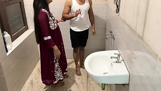 Aku dientot habis-habisan sama istri sahabatku saara bhabhi, video lengkap bahasa india