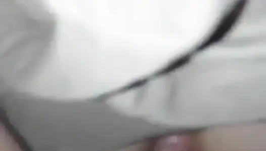 Pacarku minta aku ngentot memeknya habis-habisan