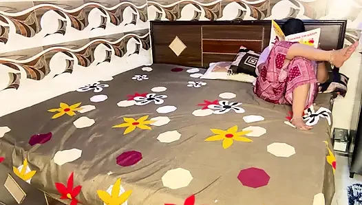 Stepsister Fully Opened on Rakhi Stepbrother Takes Her Naked & Hard at Home