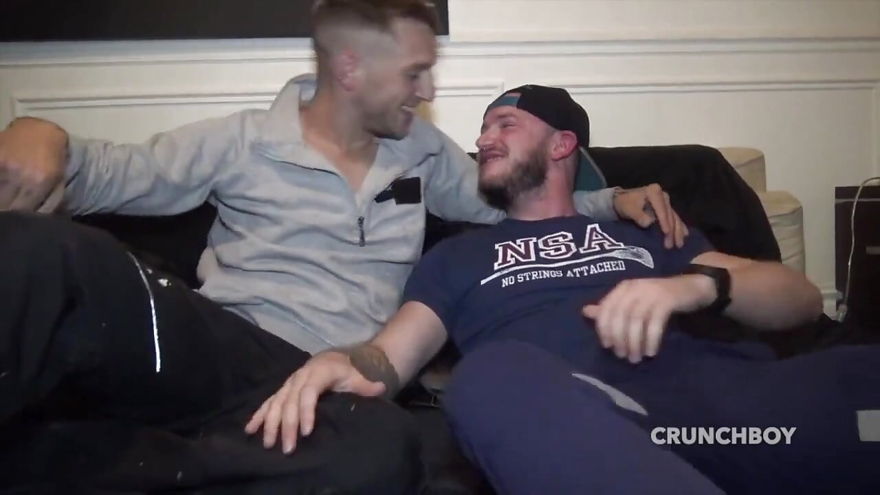 पावर बॉटम फॉर्म पेरिस गड़बड़ रॉ द्वारा romantik