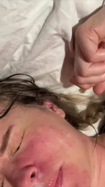 Amaeur Sub Slut Cumshot Comp