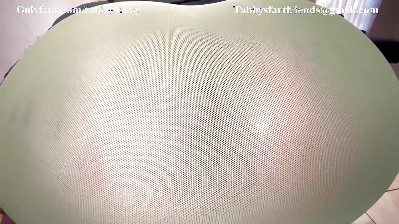 FART QUEEN TABBYEBONY - POV - FARTING ON YOU!