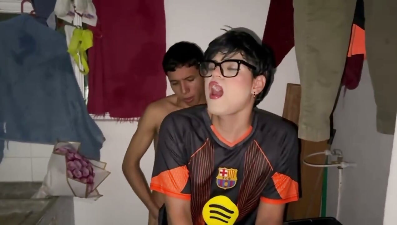 Ken Sissy Femboy Invited His Chillerete Friend to His House and Ended up Him