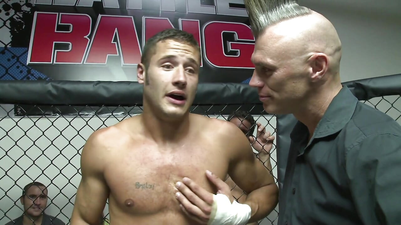 Memek belahan memek gadis remaja yang aduhai dientot habis-habisan sampai muncrat banyak banget