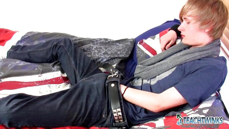TeachTwinks: Brent Daley Enjoys Tugging And Stretching His Veiny Cock