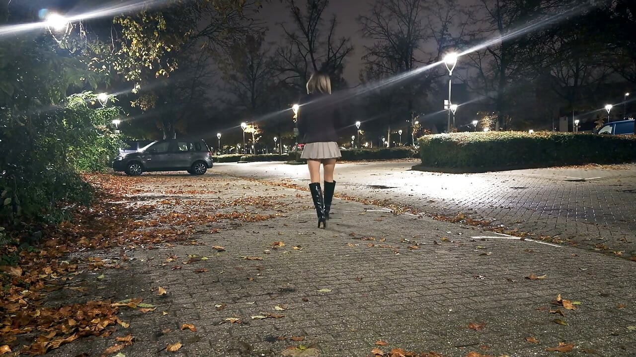 In superminiskirt and 2 different pantyhose
