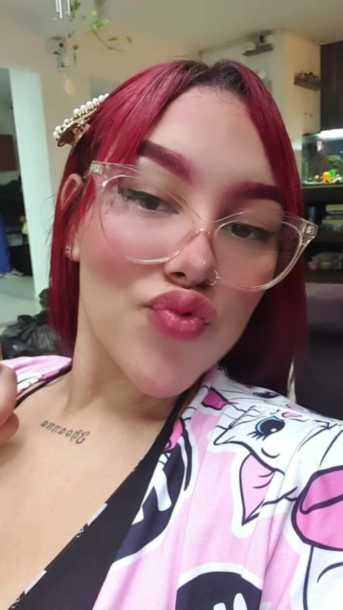 Hey allí, es sábado, y ya sabes lo que eso significa - ¡es hora de hacerlo increíble! ¿Necesitas contenido extra especial? Pegame, y hagamos que esto pase. ¡Ve a mi lugar especial y consútame allí!