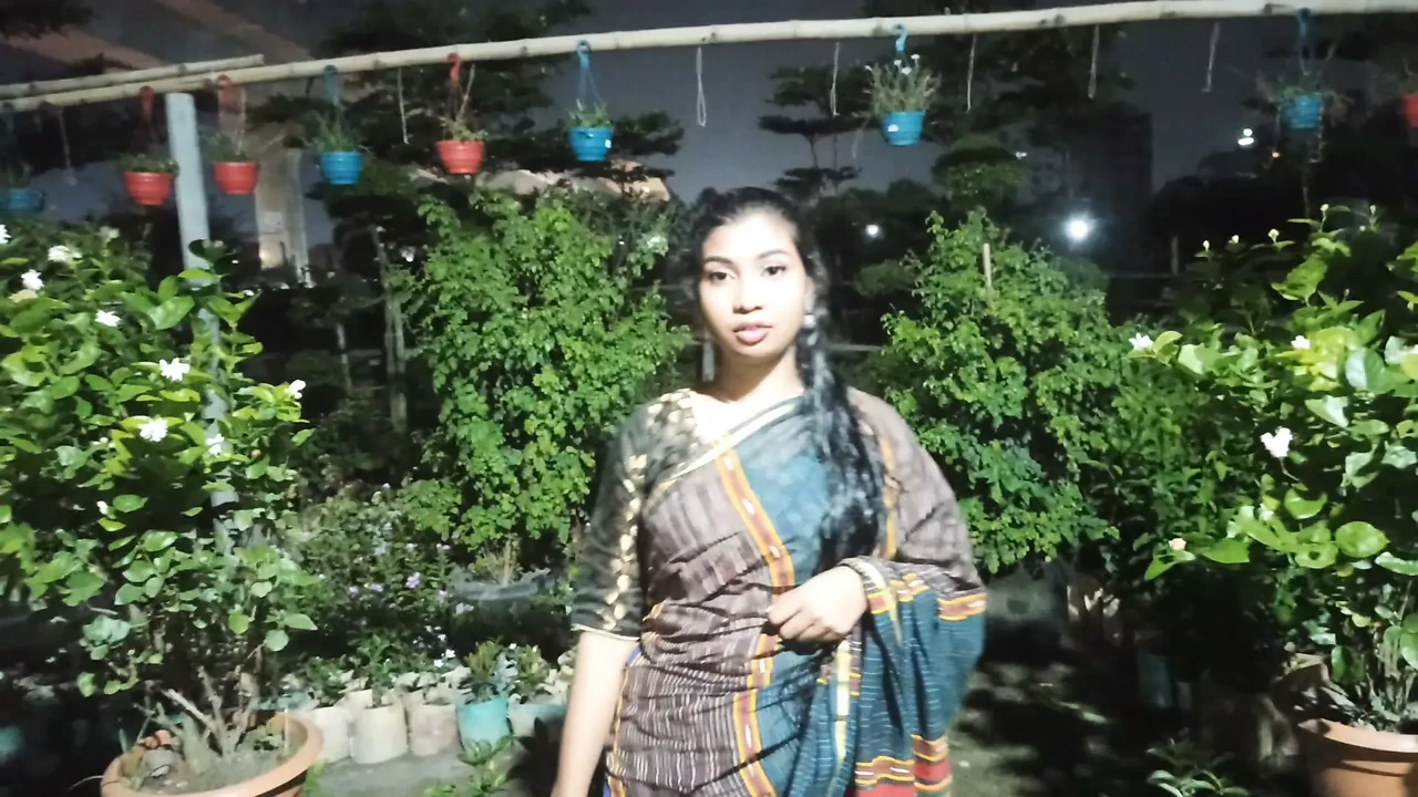 Desi Outdoor Indian Express on Bengali voice Fucking in hotel and