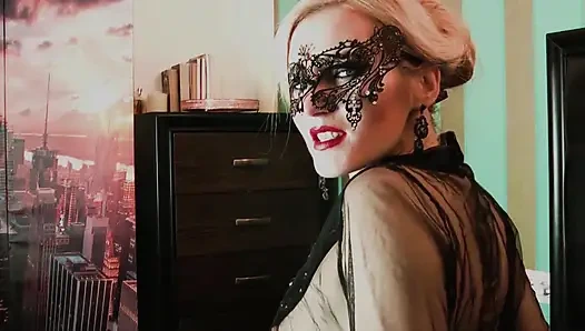 Overdosed worm pantyhose