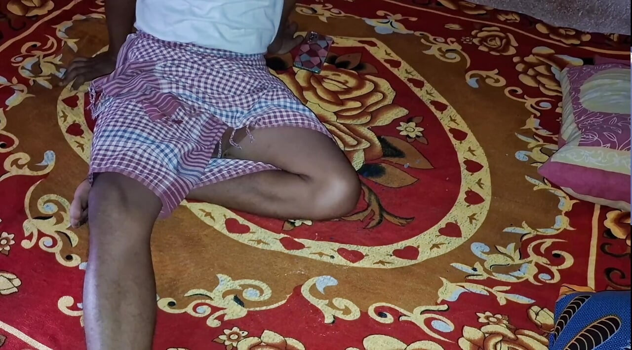 Indian Shy And Beautiful Girlfriend Fucked