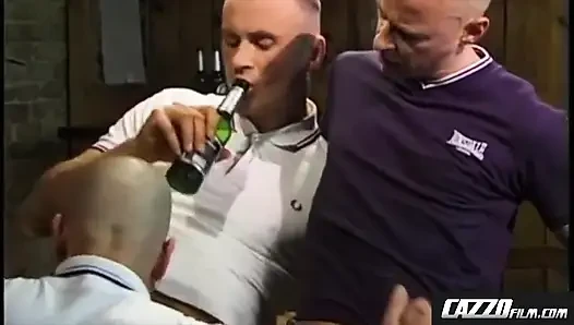 Cazzofilm - küçük dazlak yarak alabilir