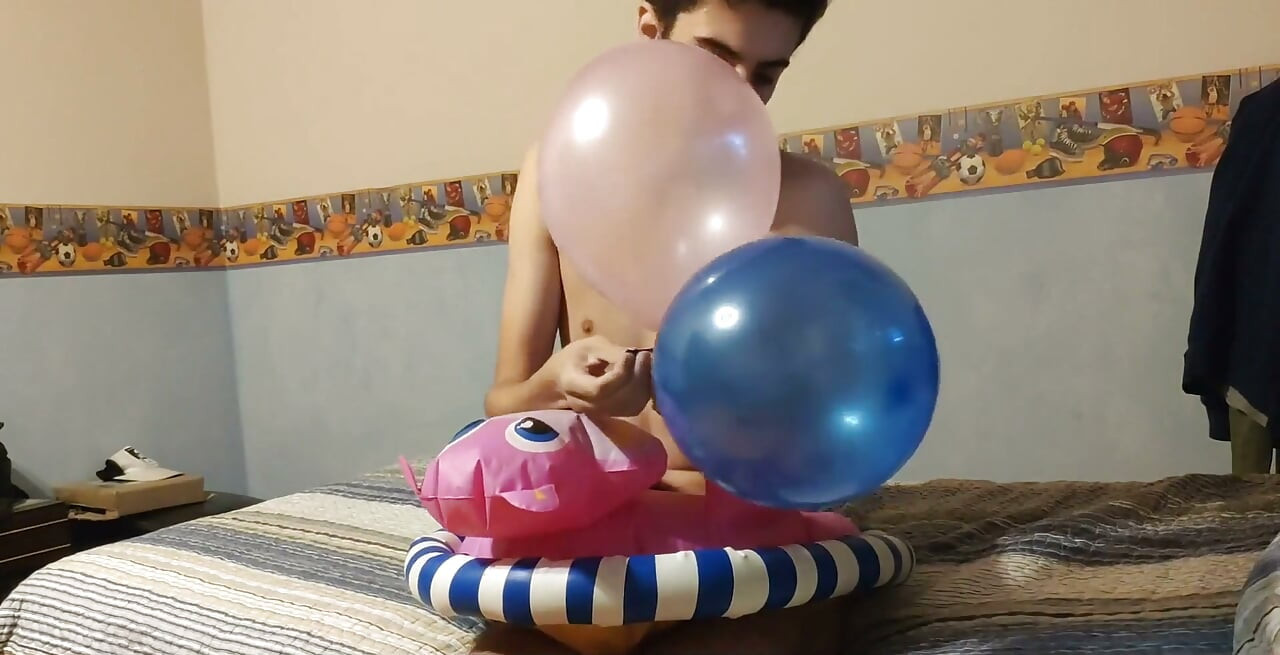Φουσκωτός Ιπποπόταμος και Μπαλόνια!