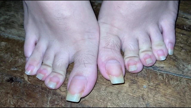 Her Long Sexy Toenails