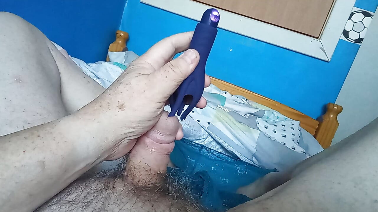 New sensation vibrator