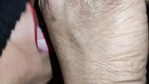 Pertama kali dicrot di mulut sama boneka babby