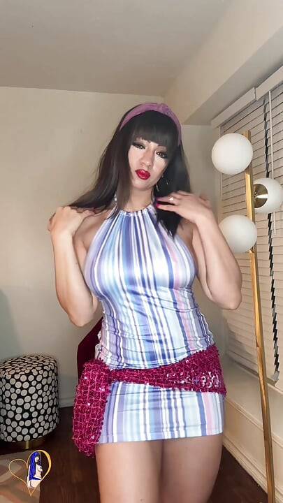 Amira Ali: I want to take on Jozi Jozi Al-Khol Ma'ak-Dance, Dala and Sharmata - Sweet and Mean Words that Irritate Bellydance Striptease and dirty talk